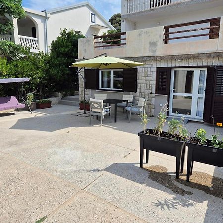 Apartments Marzic Pag Town Εξωτερικό φωτογραφία