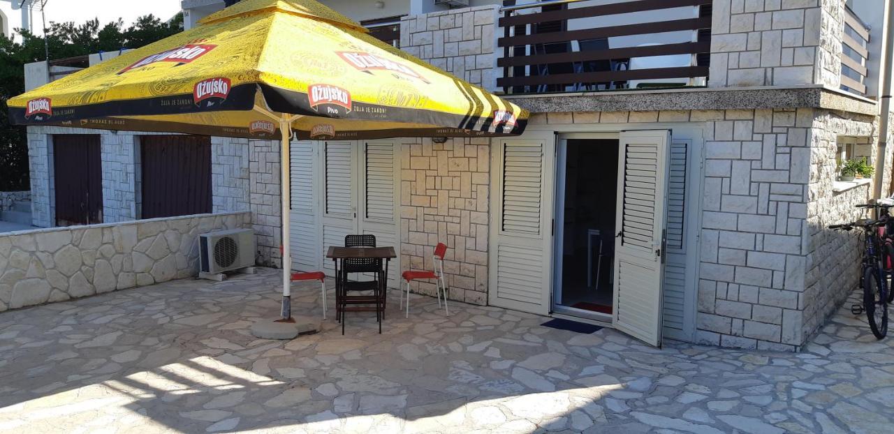 Apartments Marzic Pag Town Εξωτερικό φωτογραφία