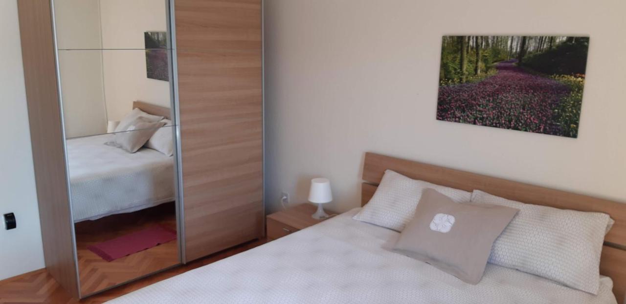 Apartments Marzic Pag Town Εξωτερικό φωτογραφία