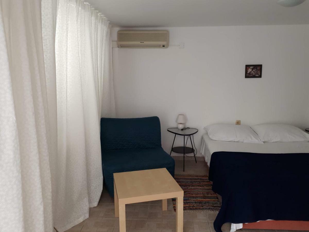 Apartments Marzic Pag Town Εξωτερικό φωτογραφία